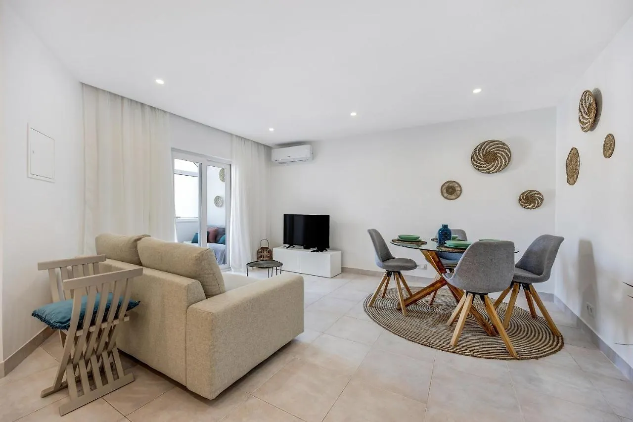 Carvoeiro Boutique Apartment 0*, Carvoeiro (Lagoa)